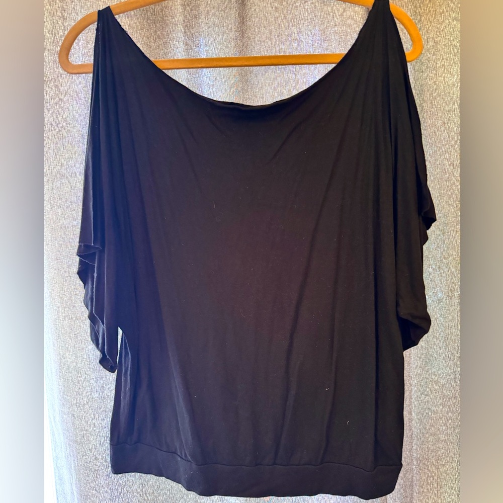 Early 2000s vintage GUESS black top